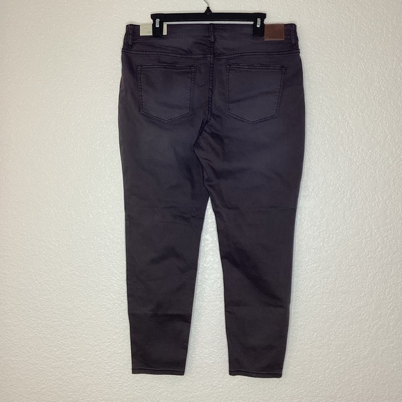 MAURICES PLUS SIZE 16 16S SHORT BLACK JEANS SKINNY MID RISE PANTS - Picture 5 of 9